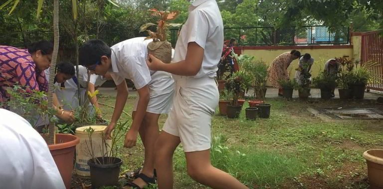 Eco-warriors of St. Xavier’s English Medium School ICSE Vasai